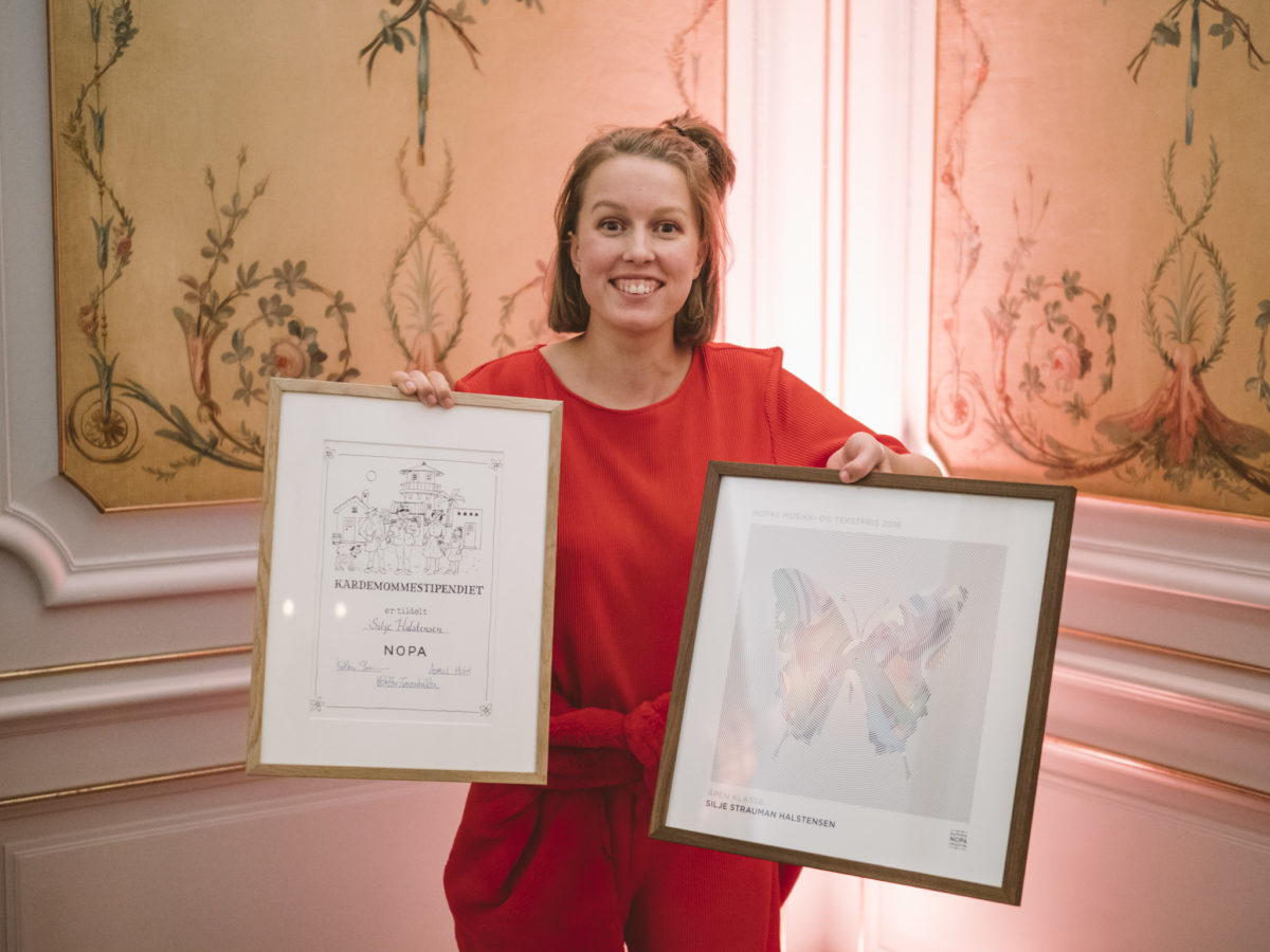 Silje Halstensen fikk Kardemommestipendet og NOPAs musikkpris i 2017. Foto: Christoffer Krook